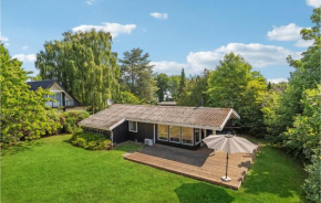 Stunning Home In Børkop With House Sea View in Børkop
